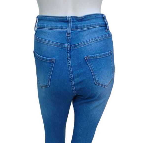 587224..B.O.B. High Rise Skinny Jeans Size 3/4. - Picture 5 of 6